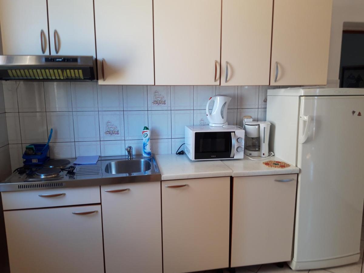 Apartments Damir 2838 Lopar Exterior photo