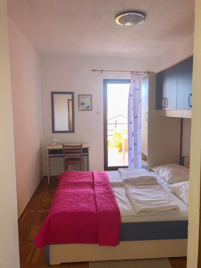 Apartments Damir 2838 Lopar Exterior photo