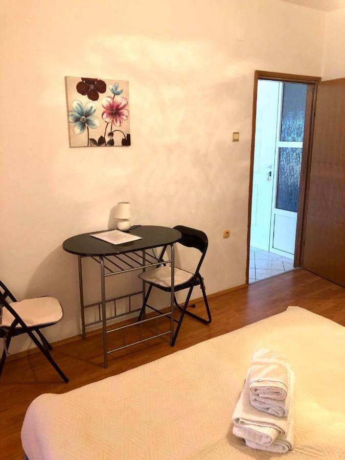 Apartments Damir 2838 Lopar Exterior photo