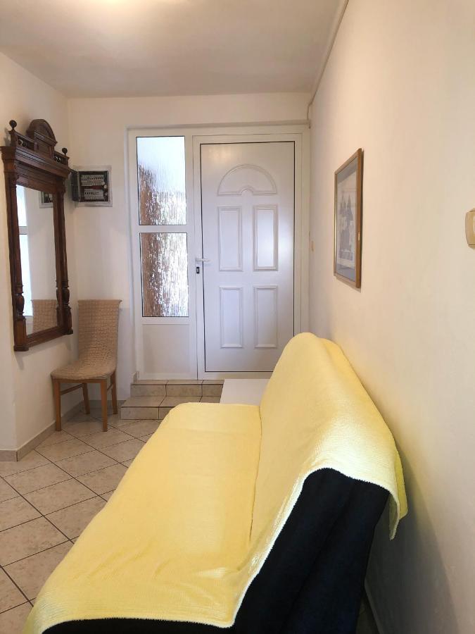Apartments Damir 2838 Lopar Exterior photo